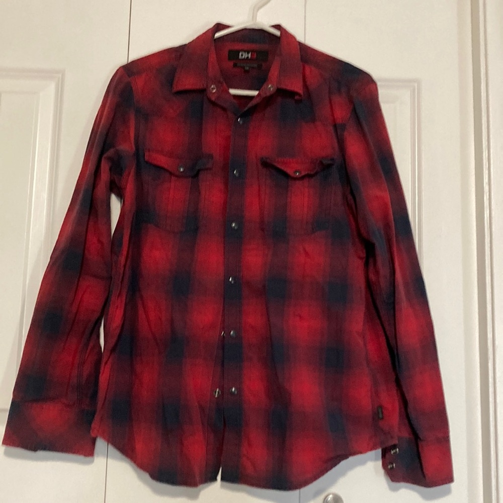 DH3 modern black and red snap up long sleeve shirt